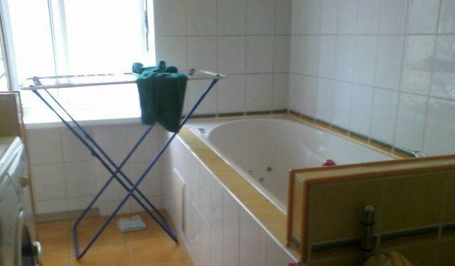 3 izb. byt na Karadžičovej ul. Staré Mesto, 3/4 posch. balkón — foto 2
