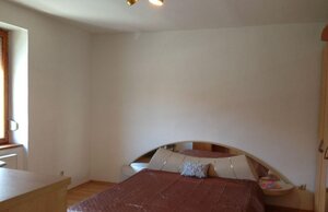 Rodinný dom - bývanie, podnikanie (pneu servis) — foto 2