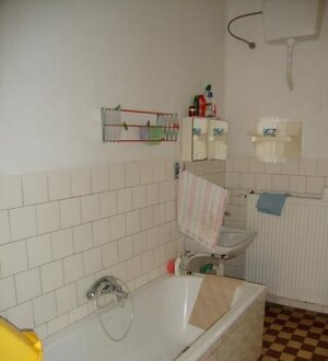 SAMOSTATNE STOJACÍ UDRŽIAVANÝ RD - DOLNÉ OREŠANY — foto 4