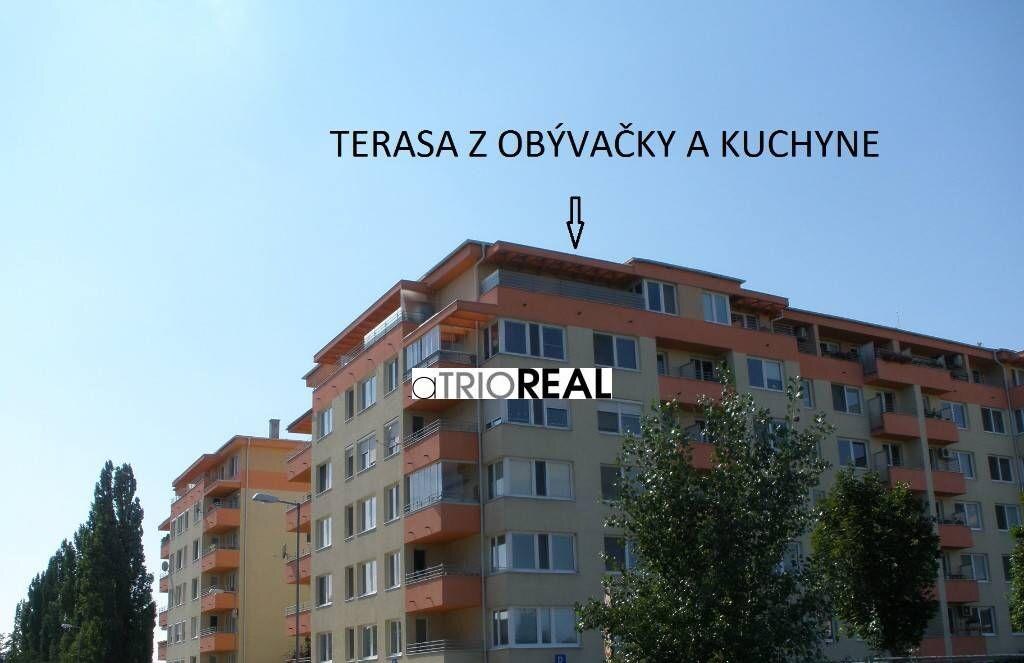 4 IZB BYT - NA KRIZOVATKACH - NOVOSTAVBA 2006! aTRIOREAL
