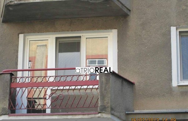 aTRIOREAL - 2I TEHLOVY BYT - PRI STAREJ PRACHARNI - PRI OC GENTRAL!