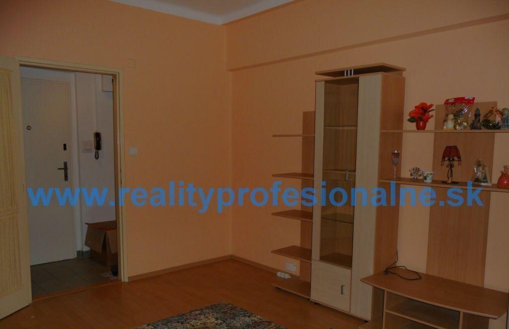 1 izbový byt, Bratislava - Ružinov, prenájom bytu vo výbornej lokalite — foto 3