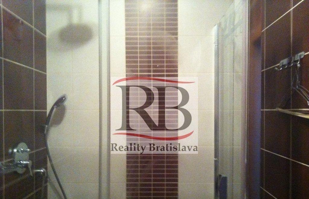 2-izbový byt, Palárikova, Bratislava I — foto 3