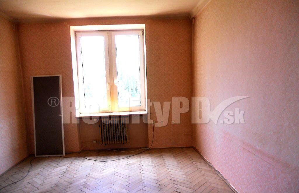 2 izbový byt Žiar nad Hronom na predaj, pôvodný stav — foto 2