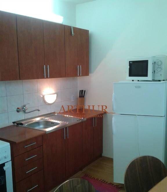 ARTHUR - 2 izb. byt, Nám. Hr. SAMOSTATNÉ IZBY — foto 2