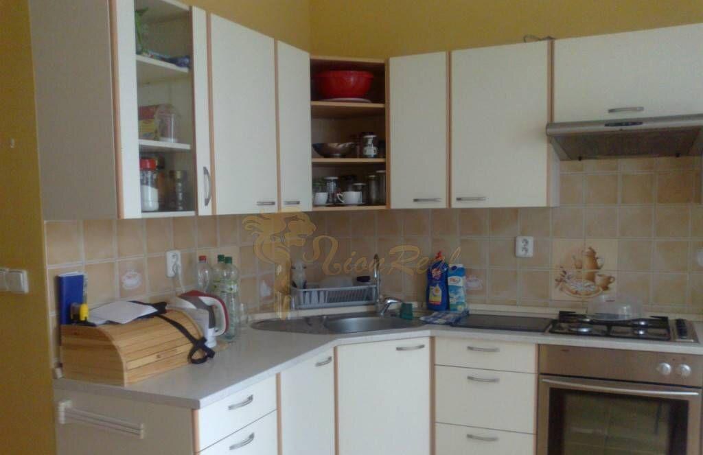 1-izb. byt, Kazanská ul. Pod. Biskupice – štartovací byt s balkónom — foto 3