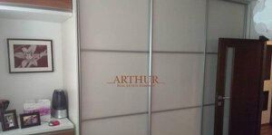 ARTHUR - Klimatizovaný 3 izb. byt, Jégeho ul. PARKOVACIE MIESTO — foto 4