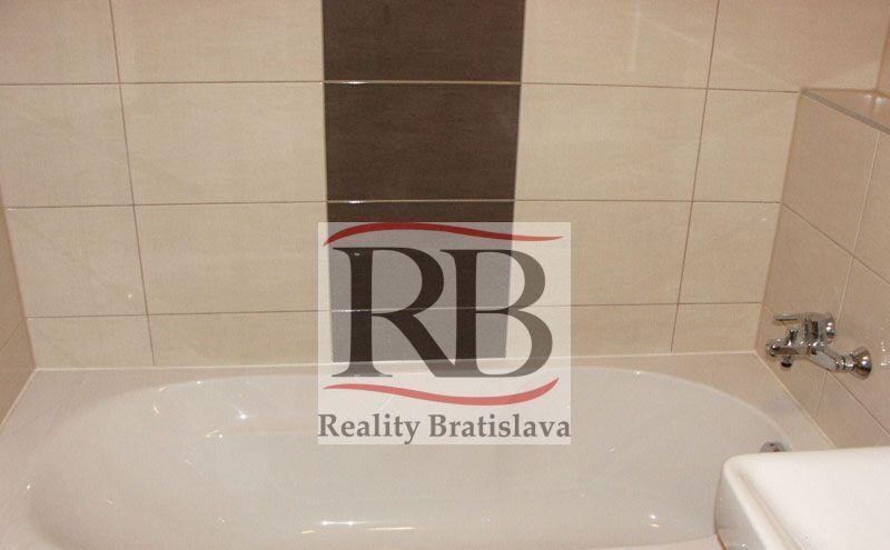 2-izbový byt, Plynarenská, Bratislava II — foto 2