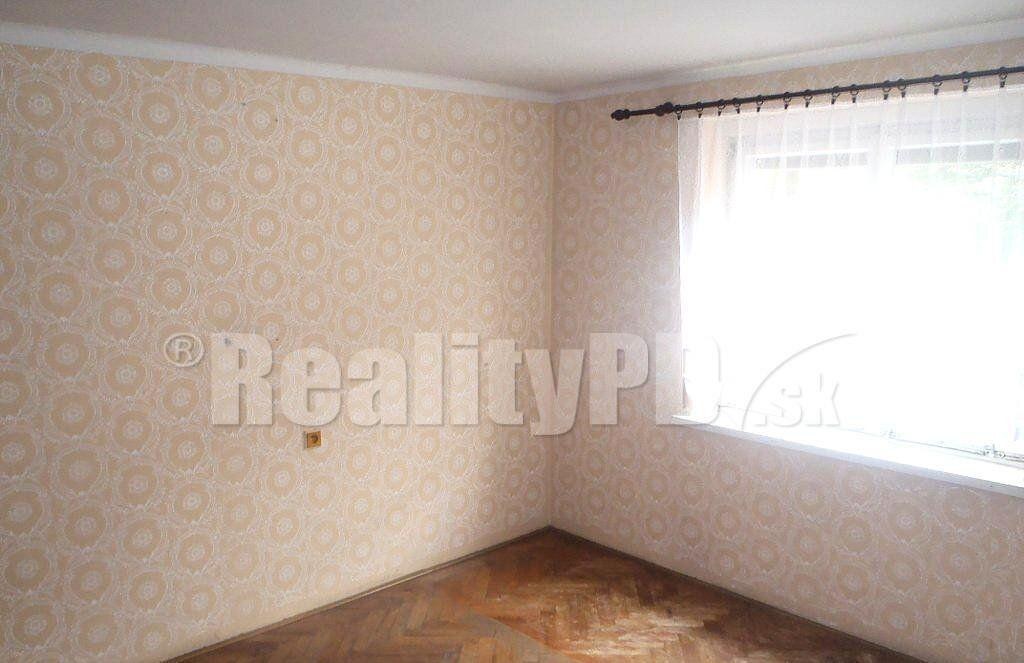 2 izbový byt Dubnica nad Váhom na predaj, 47 m2 ZÁHRADKA pred bytovým domom! — foto 2