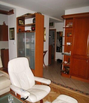 D.R.W. / KRÁSNY BYT. ÚŽASNÁ LOKALITA. 3 NEPRIECHODNÉ IZBY. PARK — foto 3