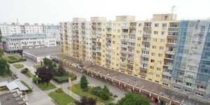 Veľký 3-izb. byt, Rajecká, Vrakuňa, 9/9 p. s výhľadom na hrad — foto 2