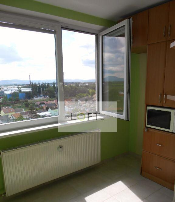 Na predaj 4-izbový byt, 85 m2, zrekonštruovaný, hneď voľný, Malacky — foto 3