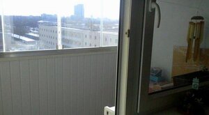 **INCLUSIVE ponúka** čiastočne zrekonštruovaný 1 izb. byt v tehlovej stavbe. — foto 2