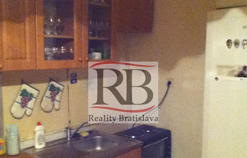 1-izbový byt, Beňadická, Bratislava V — foto 4