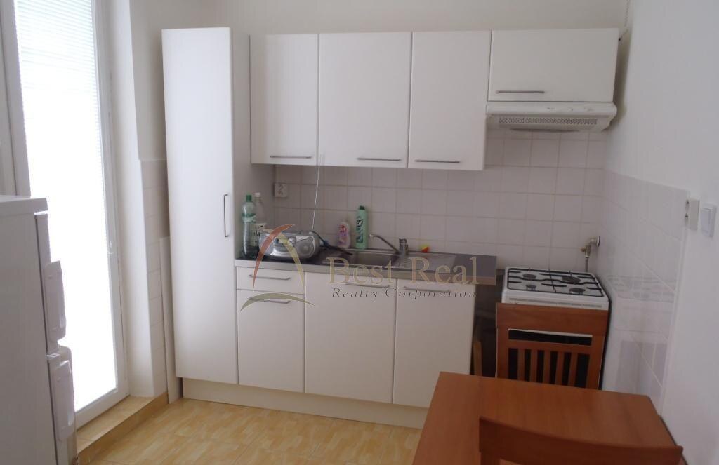 Best-Real ponúka na predaj 2. izbový kompletne zrekonštruovaný,tichý a slnečný b — foto 2