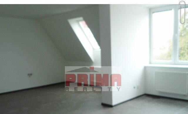 991: Prenájom: nové kancelárie 70 80 m2 Bytča. — foto 3