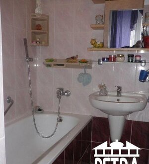 Slnečný veľký 3 izbový byt 75 m2 v Radvani — foto 1
