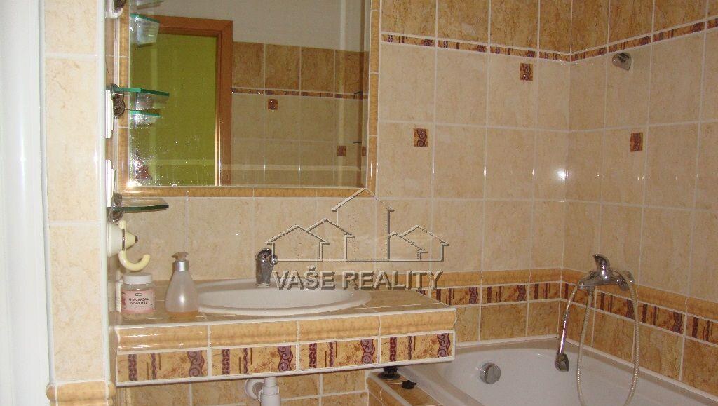 Na predaj 3 izbový byt Trenčín, Šmidkeho — foto 3