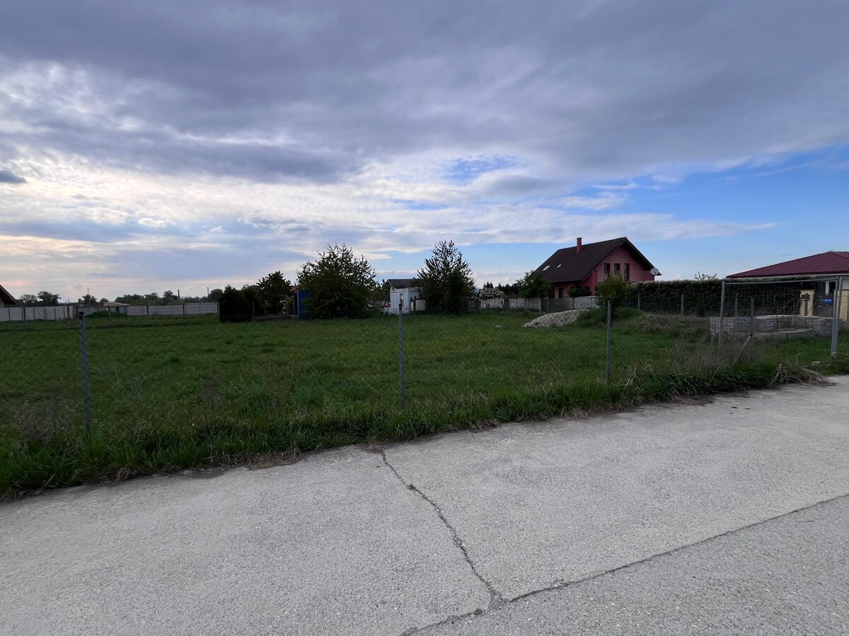 Dva Pozemky, Malé Košariská, Dun.Lužná 653 m2 a 724 m2 pri jazere — foto 5