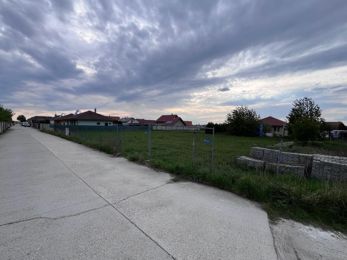 Dva Pozemky, Malé Košariská, Dun.Lužná 653 m2 a 724 m2 pri jazere — foto 6