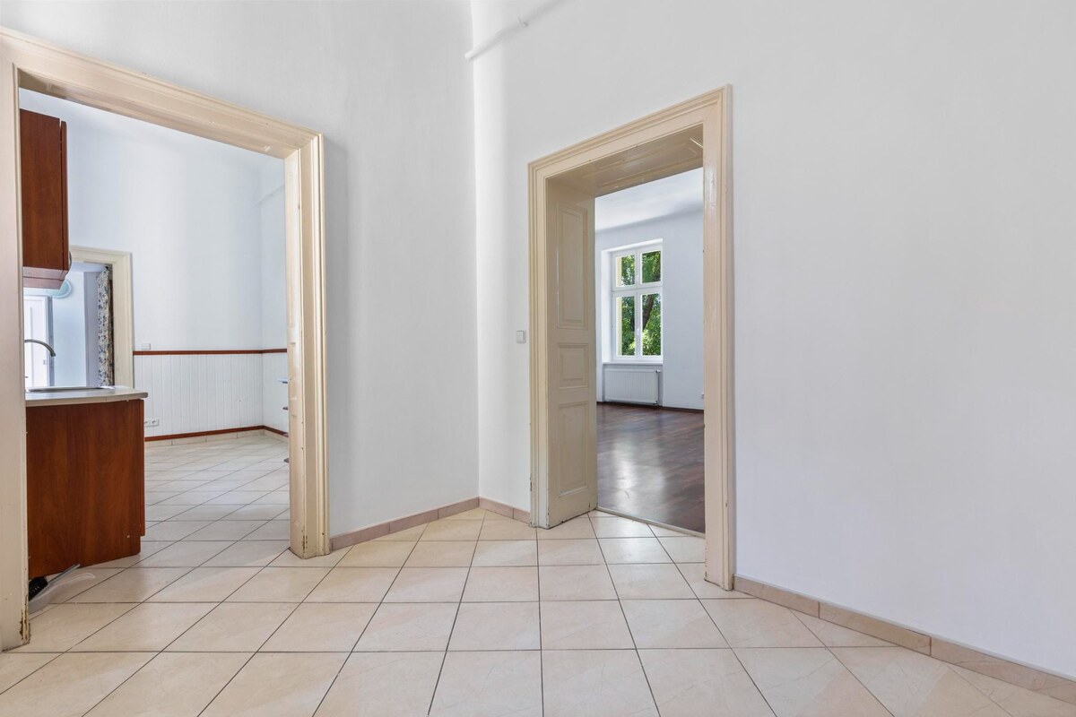 Priestranný 3 izbový byt pri Prezidentskom paláci - Rezervované — foto 20