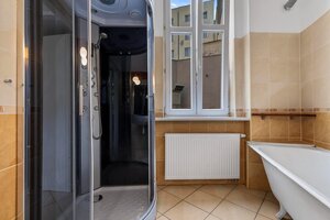 Priestranný 3 izbový byt pri Prezidentskom paláci - Rezervované — foto 14
