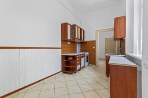Priestranný 3 izbový byt pri Prezidentskom paláci - Rezervované — foto 19