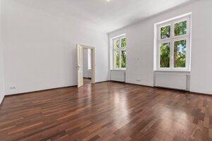 Priestranný 3 izbový byt pri Prezidentskom paláci - Rezervované — foto 5