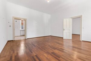 Priestranný 3 izbový byt pri Prezidentskom paláci - Rezervované — foto 6