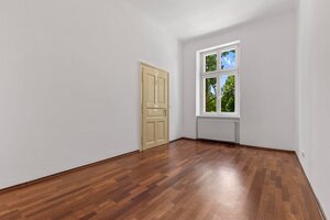 Priestranný 3 izbový byt pri Prezidentskom paláci - Rezervované — foto 8