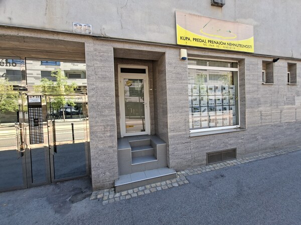 Prenájom samostatného obchodného priestoru