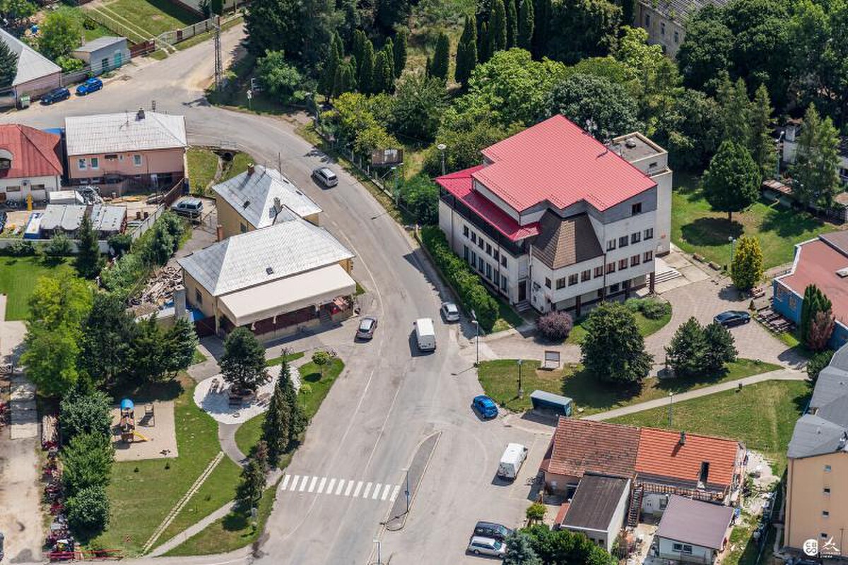 PREDAJ pozemku o výmere 1232 m2, určeného na stavbu RD, obec Sokolovce — foto 4