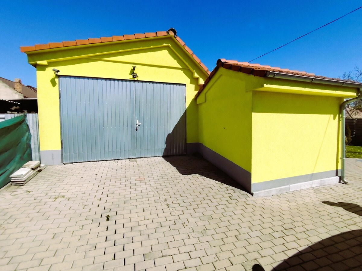 Predaj 4 izb.rod.domu v obci Topoľníky,pozemok 1133 m2,bazén,sam.garáž — foto 13