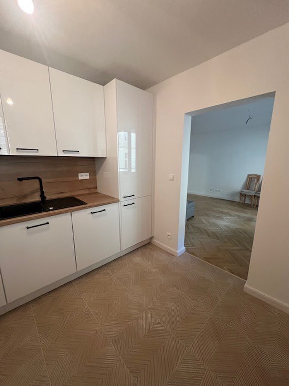 Kompletne prerobený 3i byt na Medenej ul., balkón, loggia — foto 2
