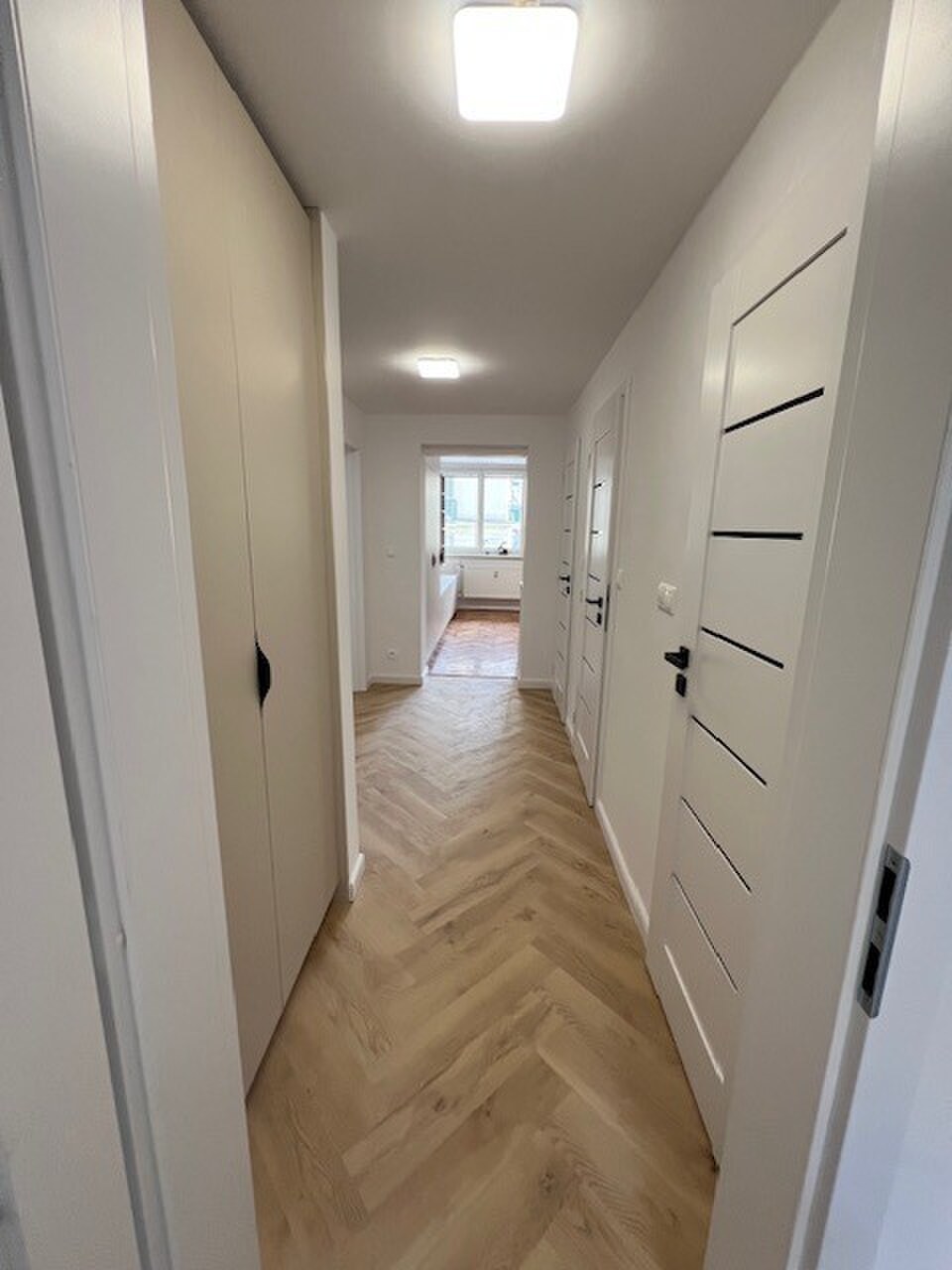 Kompletne prerobený 3i byt na Medenej — foto 21