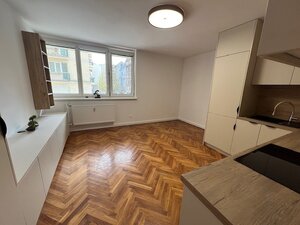 Kompletne prerobený 3i byt na Medenej — foto 3