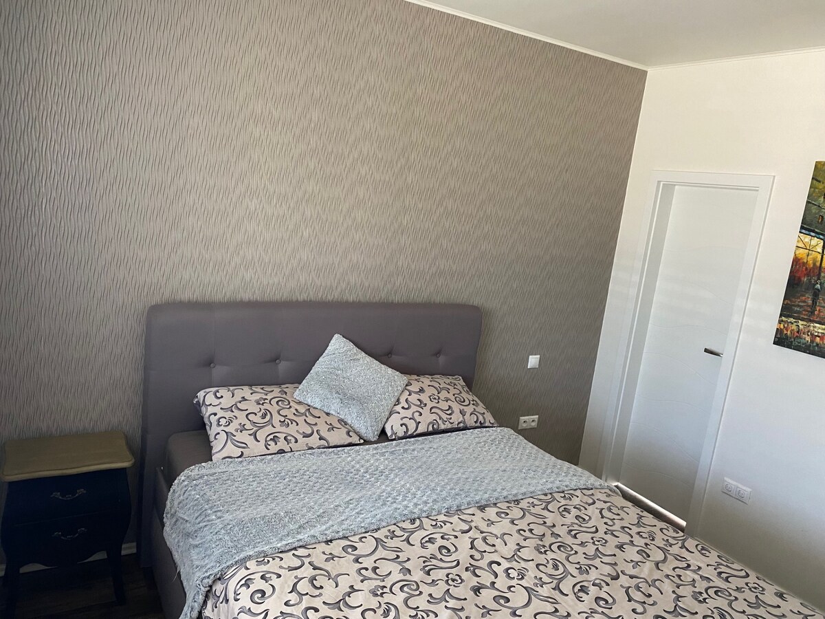 Nadštandardný 4 izbový RD vo Veľkých Dvorníkoch — foto 15