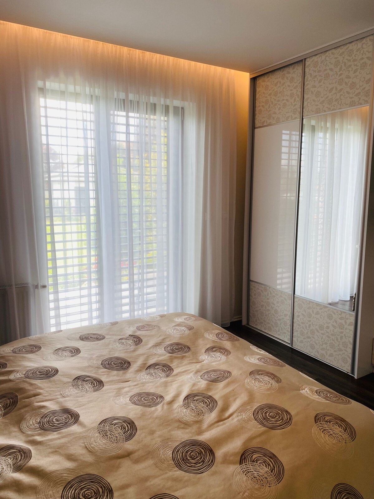 Nadštandardný 4 izbový RD vo Veľkých Dvorníkoch — foto 19