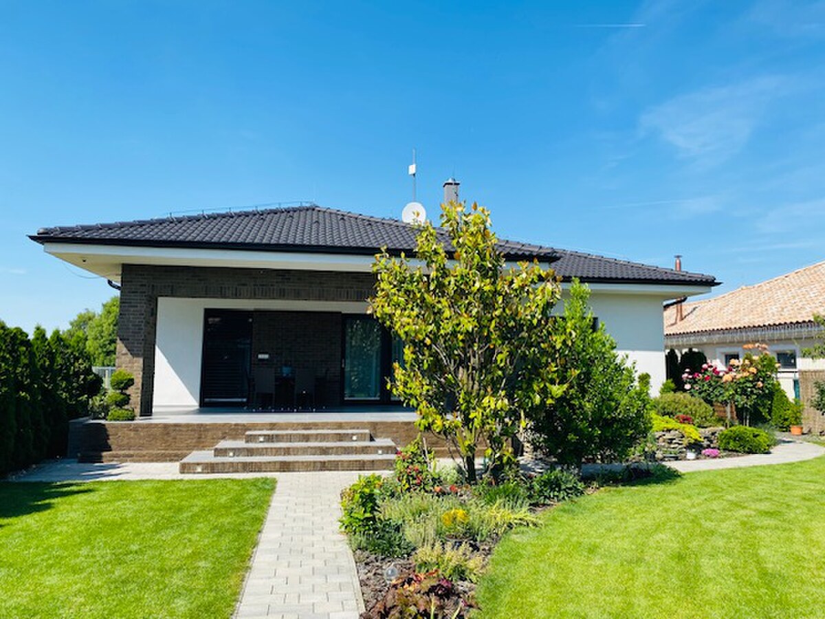 Nadštandardný 4 izbový RD vo Veľkých Dvorníkoch — foto 22
