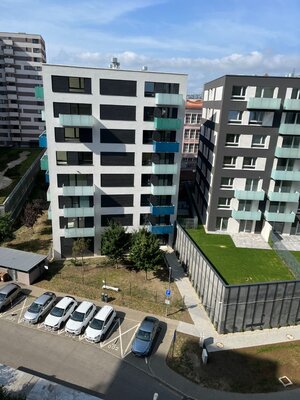 Prenájom priestranného 4i bytu na Jégeho ulici — foto 1
