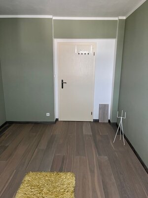 Prenájom priestranného 4i bytu na Jégeho ulici — foto 12