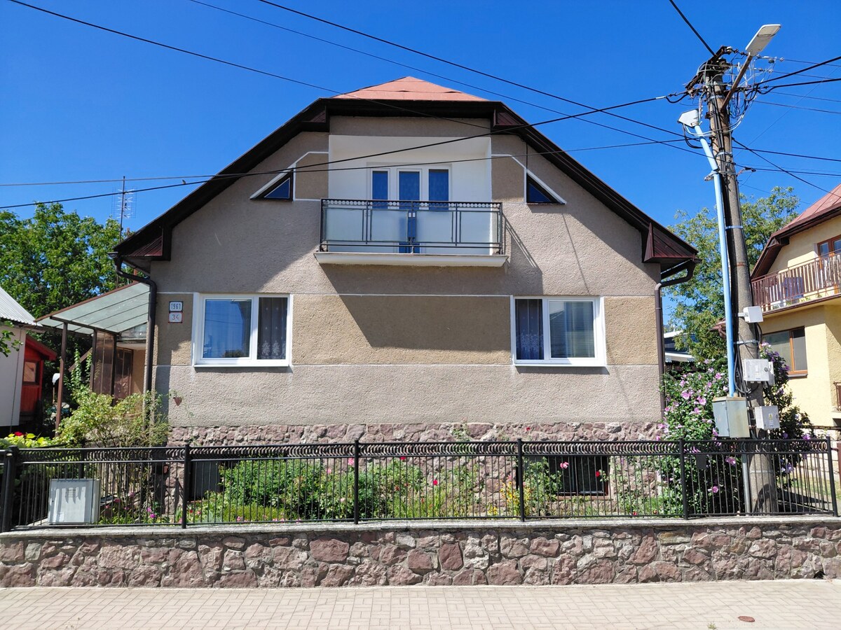 Rodinný dom Martin – Podháj, 5 izieb a pozemok 621 m²