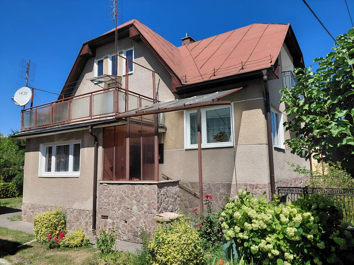 Rodinný dom Martin – Podháj, 5 izieb a pozemok 621 m² — foto 2