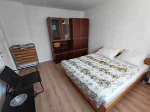 Na prenájom - Zariadený 3 izbový byt na Lipovci so záhradou — foto 8
