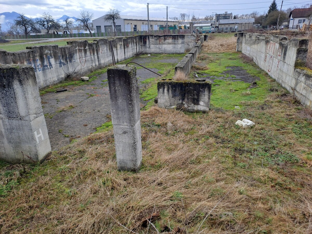 Stavebný pozemok 2 335 m² v obci Valča — foto 5