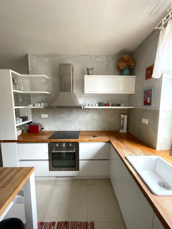 Prenájom 3-izbového bytu s parkovaním, Martin - centrum