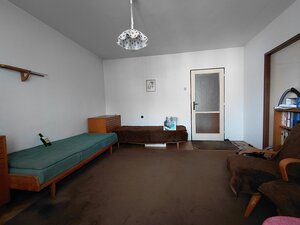 REZERVOVANÉ Veľkometrážny 3 izbový byt v pôvodnom stave REZERVOVANÉ — foto 7
