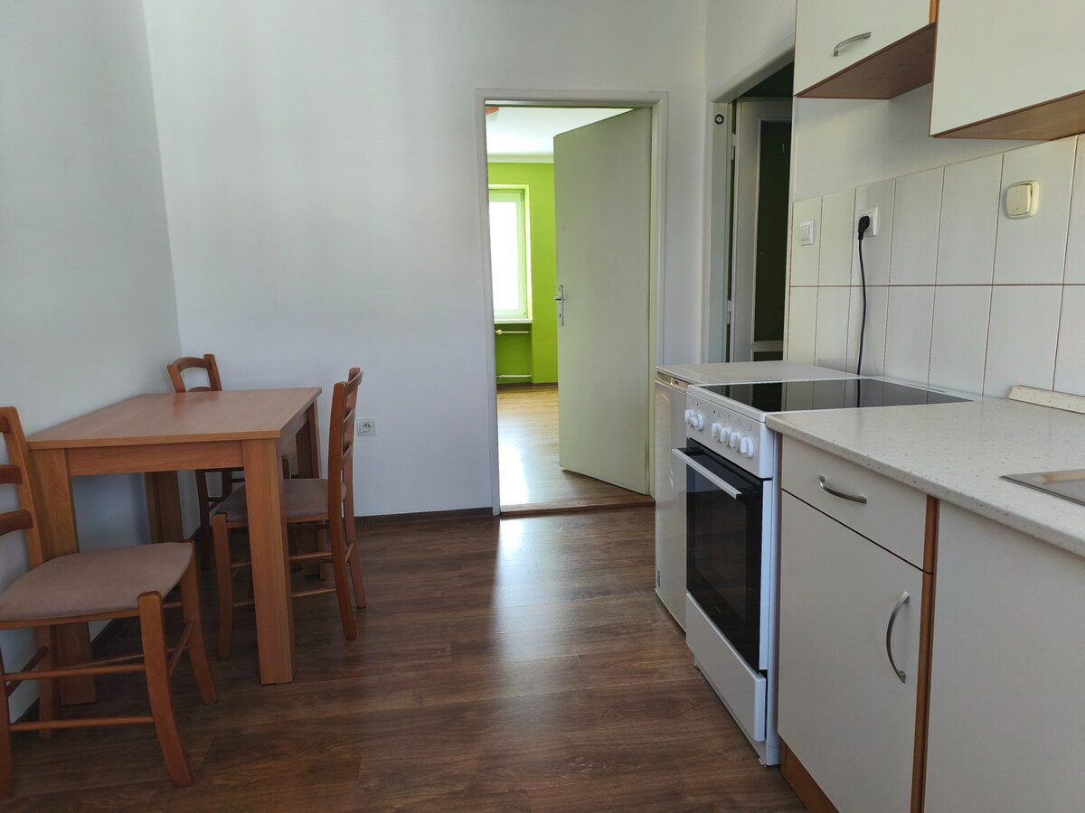 prenájom 2i bytu v Štúrovej štvrti, centrum