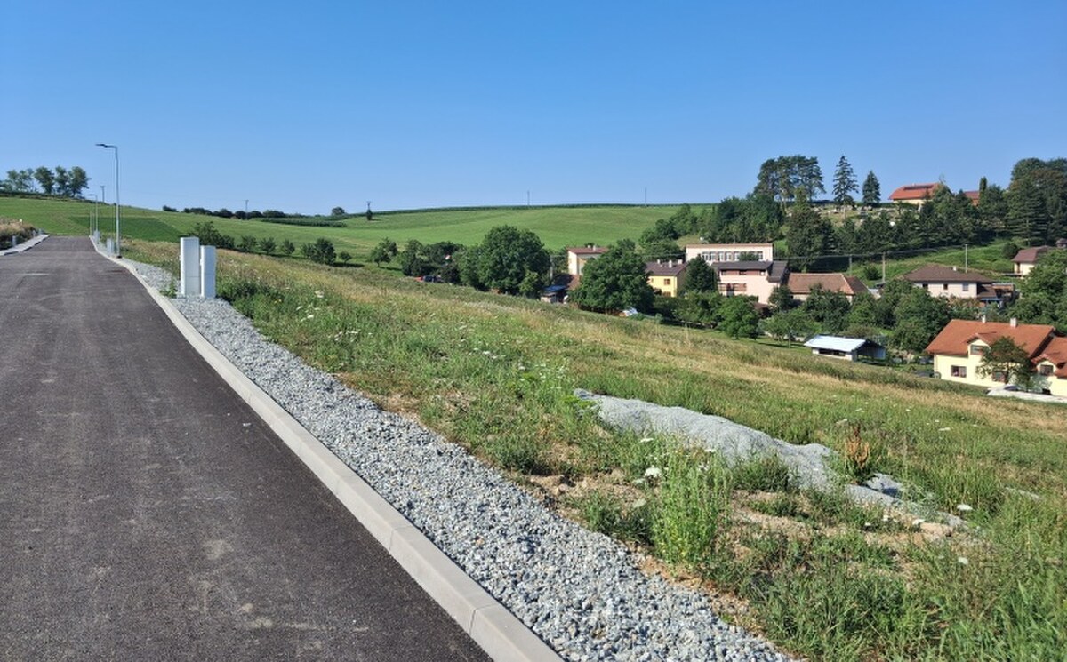 STAVEBNÉ POZEMKY s PANORAMATIICKÝM VÝHĽADOM  ZÁBORIE — foto 3