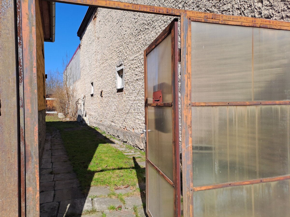 REZERVOVANÉ 3 izbový Rodinný dom vo Vrútkach v pôvodnom stave — foto 6